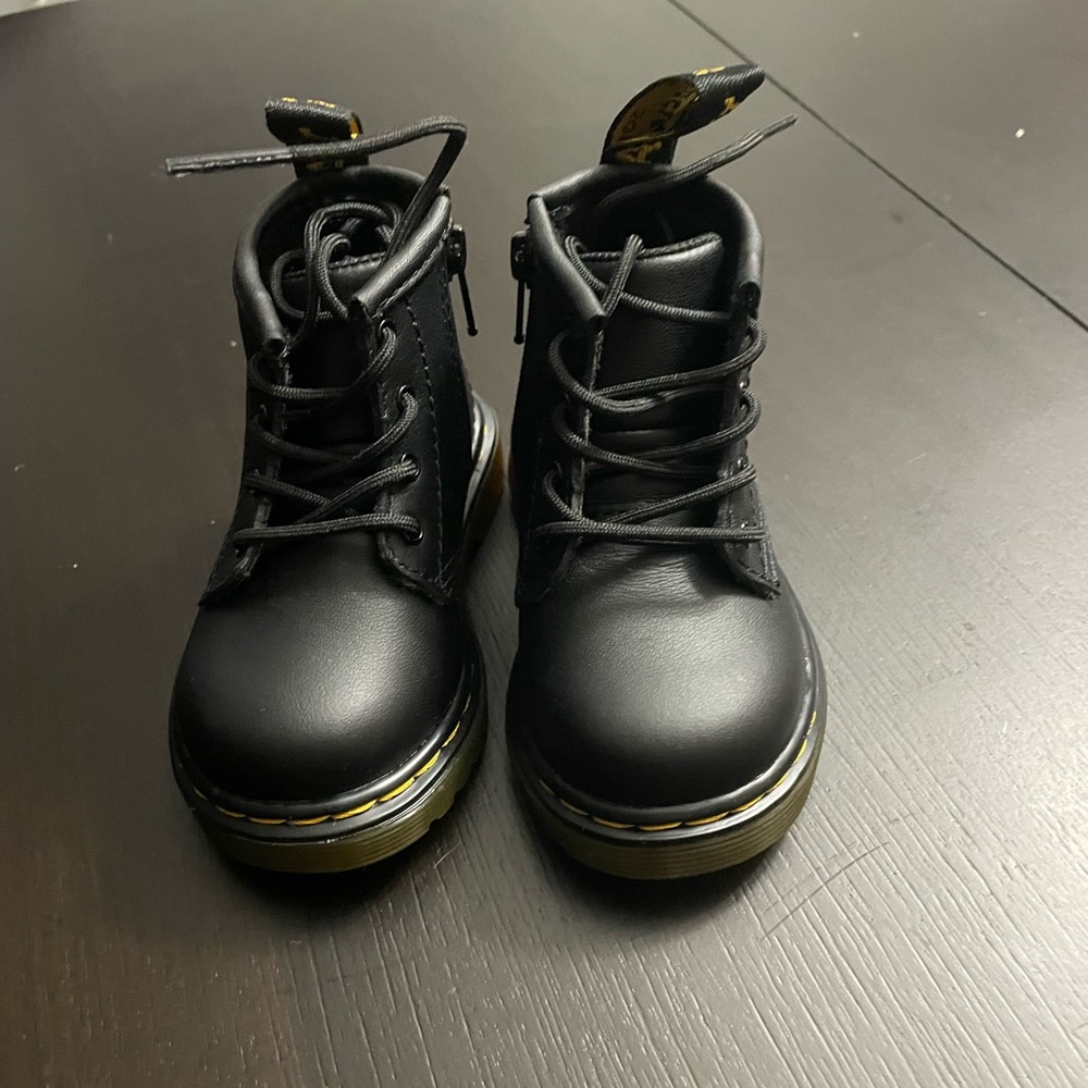 Infant black Dr.Martens